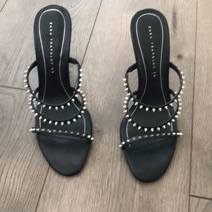 Zara stiletto spike strap sz. 39
